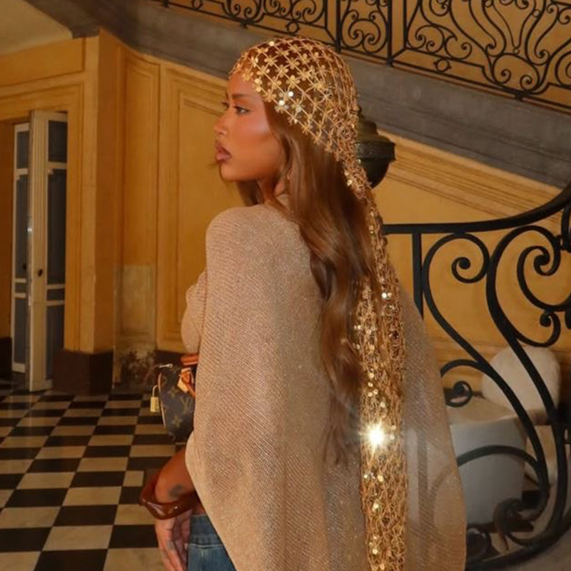 Ethnic Fashion Collection - ผ้าโพกศีรษะตาข่ายปักเลื่อมสไตล์โบฮีเมียน สีทองดำ ประดับพู่ห้อย สำหรับผู้หญิง เหมาะสำหรับงานเทศกาล ชายหาด