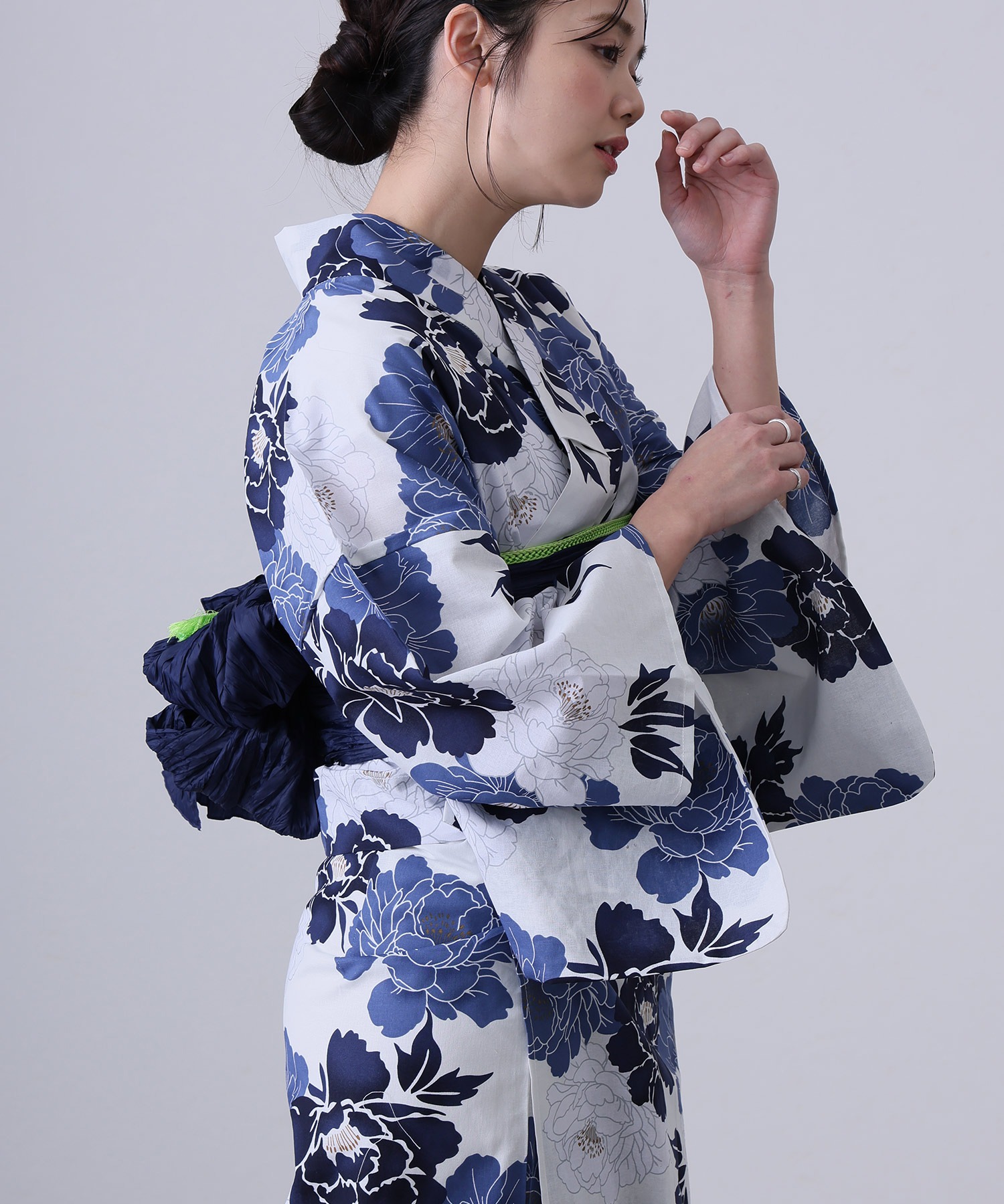 Ethnic Clothing & Online Fashion Store Khaadi Us - ชุดยูกาตะแบบดั้งเดิม ผ้าฝ้ายลินิน ชุดเดรสเด็กผู้หญิง ฤดูร้อน 2026 เสื้อผ้าสตรีสไตล์ชาติพันธุ์