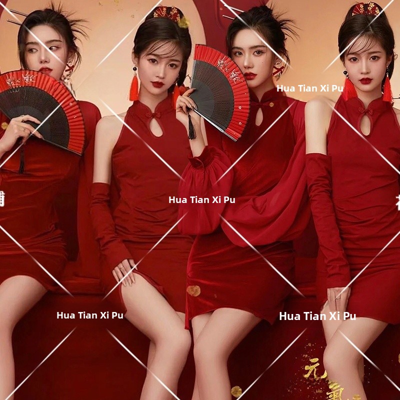 Ethnic Clothing & Online Fashion Store Khaadi Us - สตูดิโอถ่ายภาพวินเทจปีใหม่ แฟชั่น ภาพถ่ายเพื่อนสนิท เสื้อผ้าแนวชาติพันธุ์ แนวโน้มใหม่ สาวรุ่นใหม่
