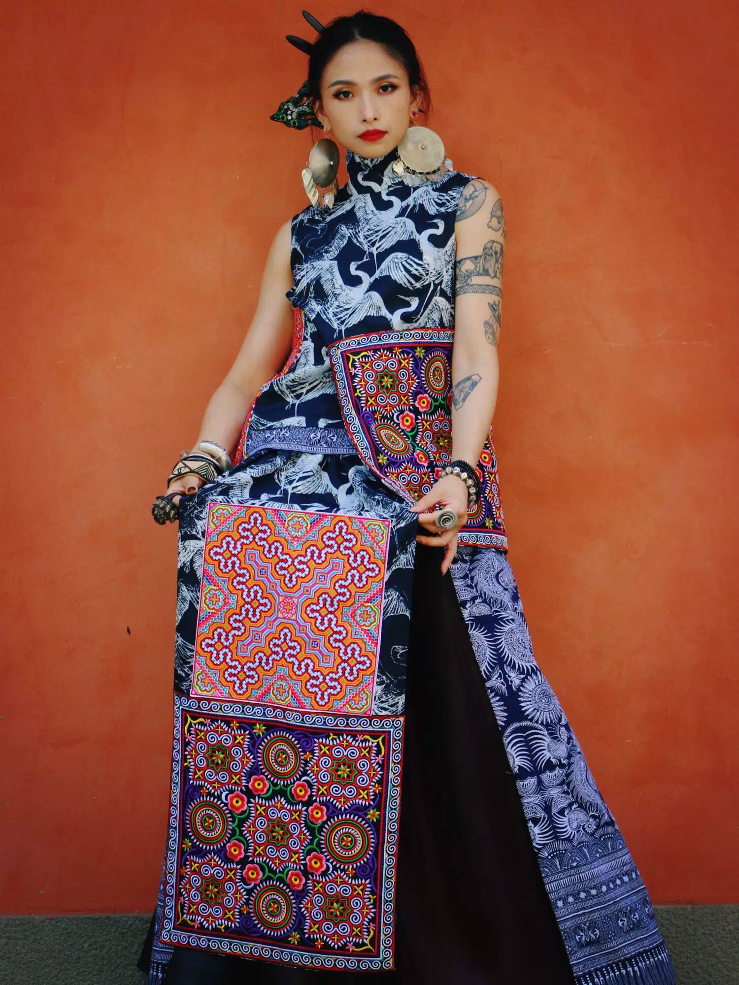 ชุดเสื้อกั๊กและกระโปรงสไตล์ชาต - Ethnic Clothing & Online Fashion Store Khaadi Us บทวิจารณ์และราคา