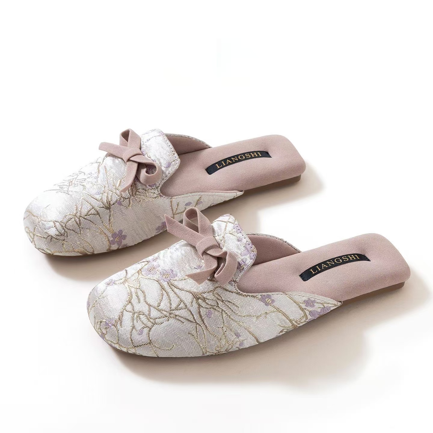 ผู้หญิงผ้าไหมพิมพ์บาโอโถวรองเท - Ethnic Fabric บทวิจารณ์และราคา