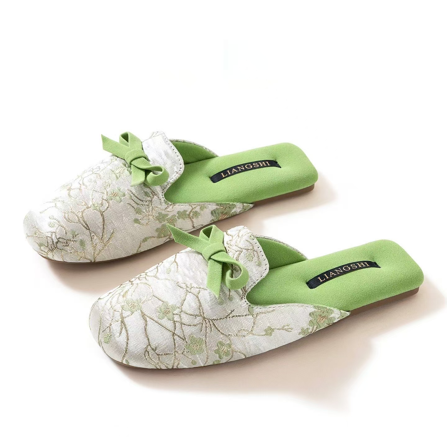 ผู้หญิงผ้าไหมพิมพ์บาโอโถวรองเท - Ethnic Fabric บทวิจารณ์และราคา