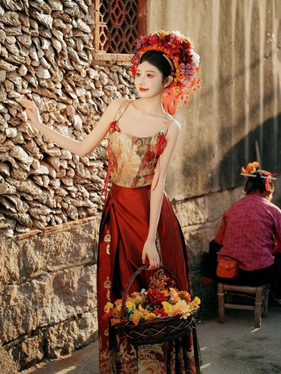 กิ๊บติดผมสไตล์โบราณสำหรับผู้หญ - Ethnic Clothing & Online Fashion Store Khaadi Us บทวิจารณ์และราคา