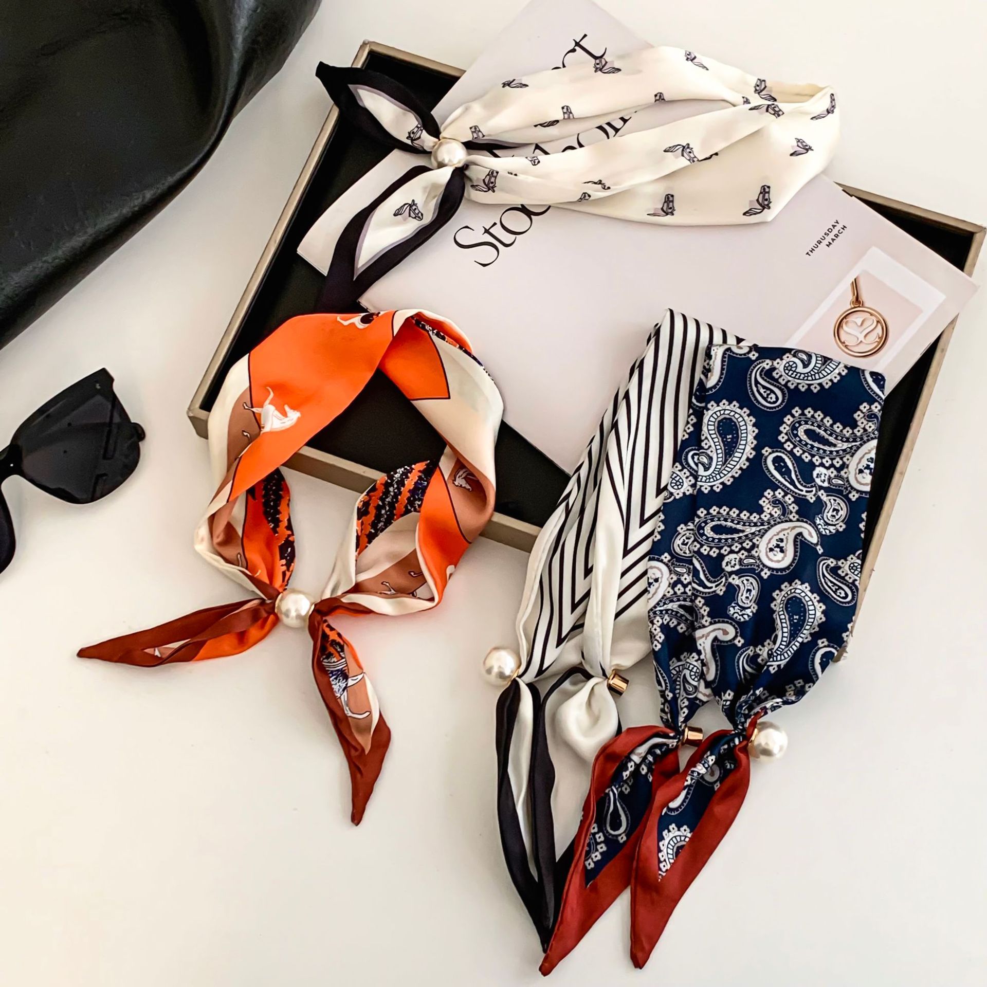 ผ้าพันคอไหมลายดอกแคชชู สำหรับผ - Ethnic Fashion Collection บทวิจารณ์และราคา