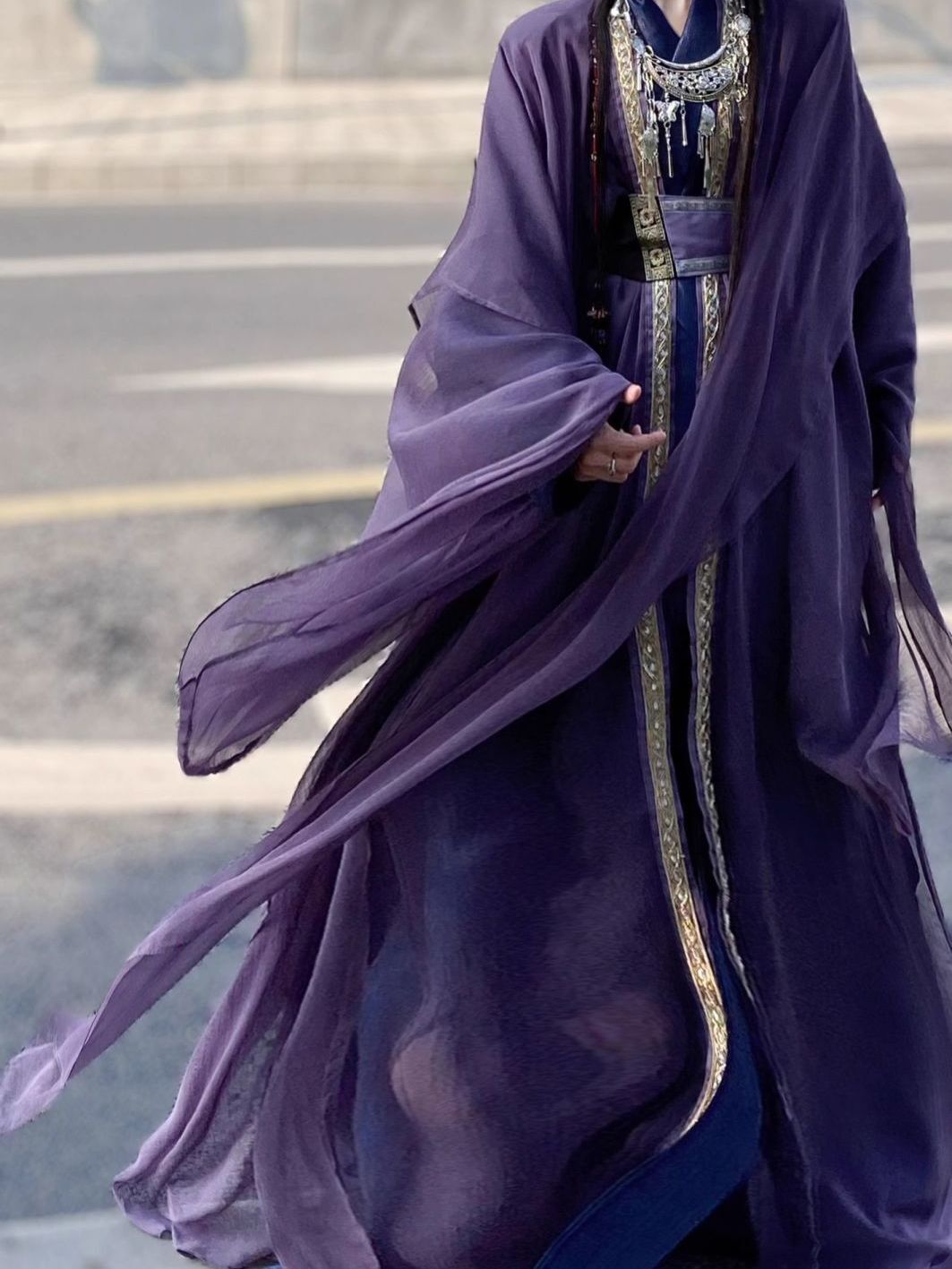 ชุดแสดงสไตล์ชนเผ่ามี้อา๋ว๋อแบบ - Ethnic Style บทวิจารณ์และราคา