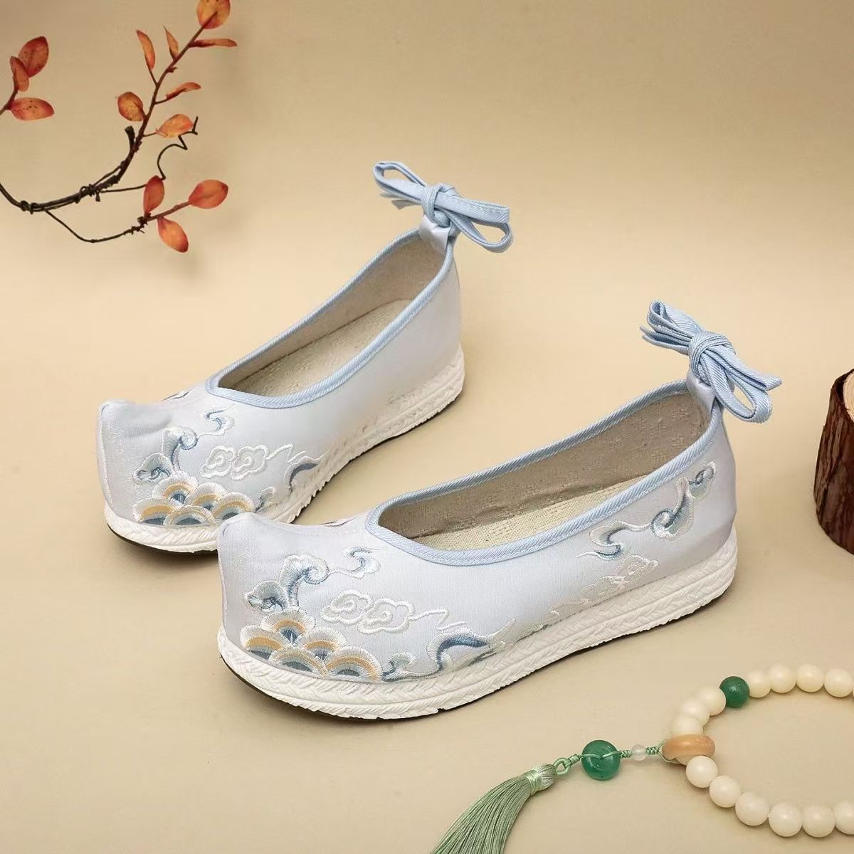 รองเท้าผู้หญิงไซส์ใหญ่ ปักลายฮ - Ethnic Fabric บทวิจารณ์และราคา