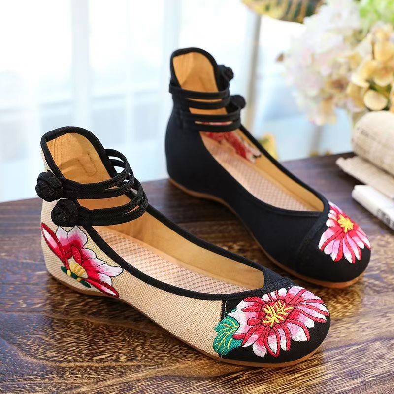 รองเท้าผ้าปักลายสำหรับผู้หญิง  - Ethnic Fabric บทวิจารณ์และราคา