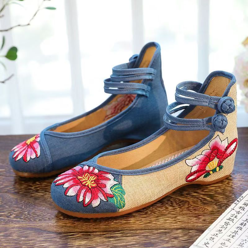 รองเท้าผ้าปักลายสำหรับผู้หญิง  - Ethnic Fabric บทวิจารณ์และราคา